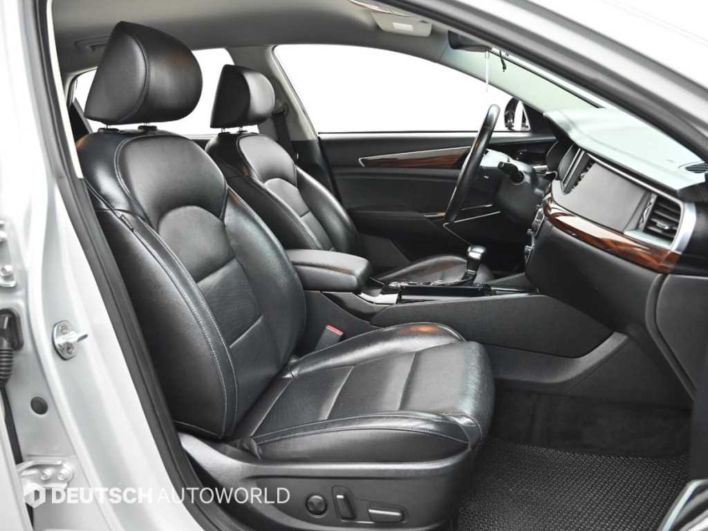 KIA K7 - Vista 10