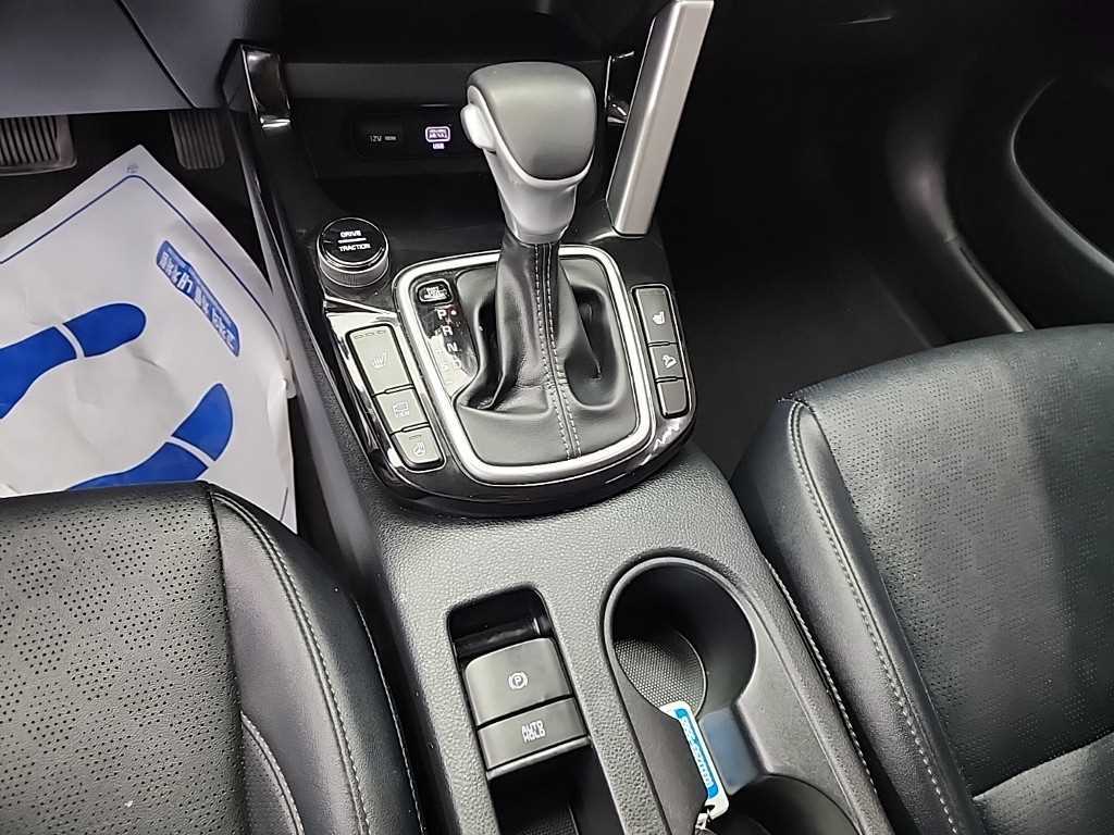 KIA Seltos - Vista 8
