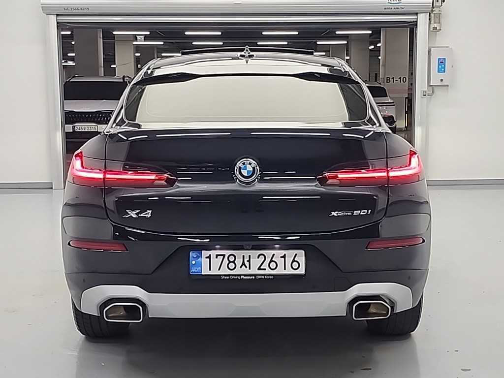 BMW X4 - Vista 3