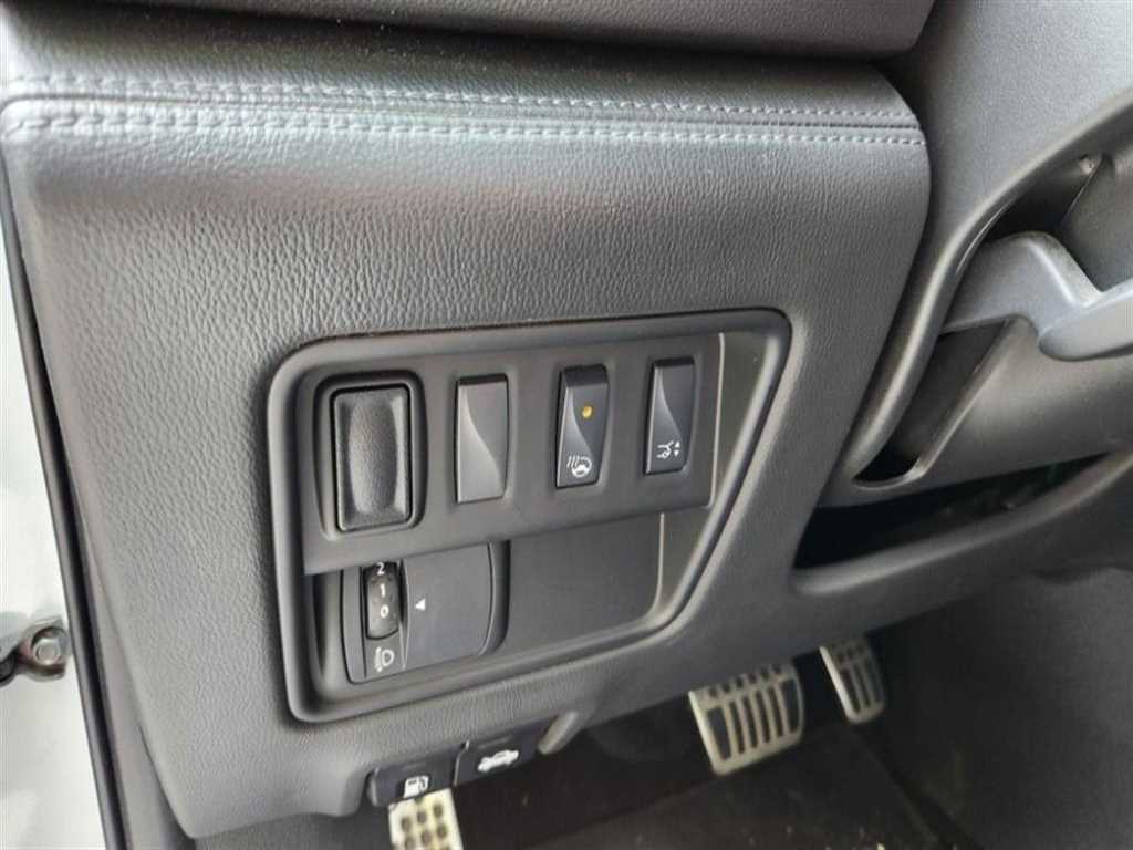 SAMSUNG QM6 - Vista 12