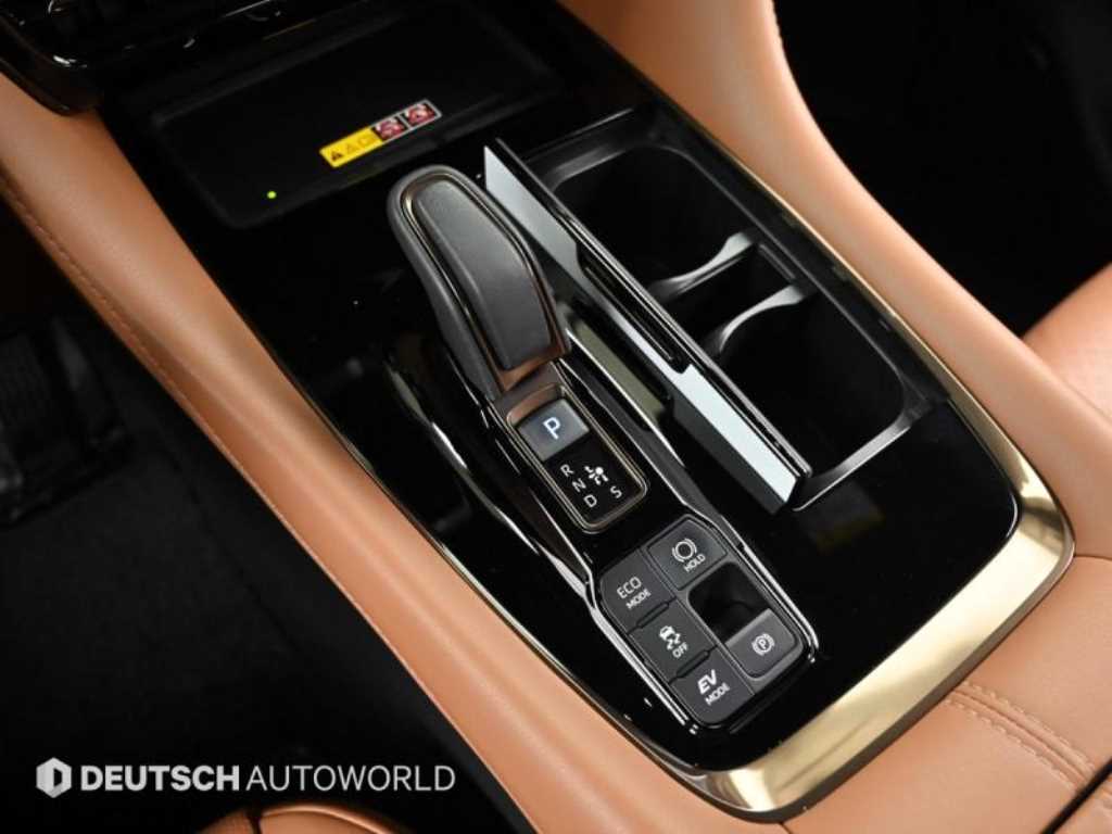 Toyota Alphard - Vista 9