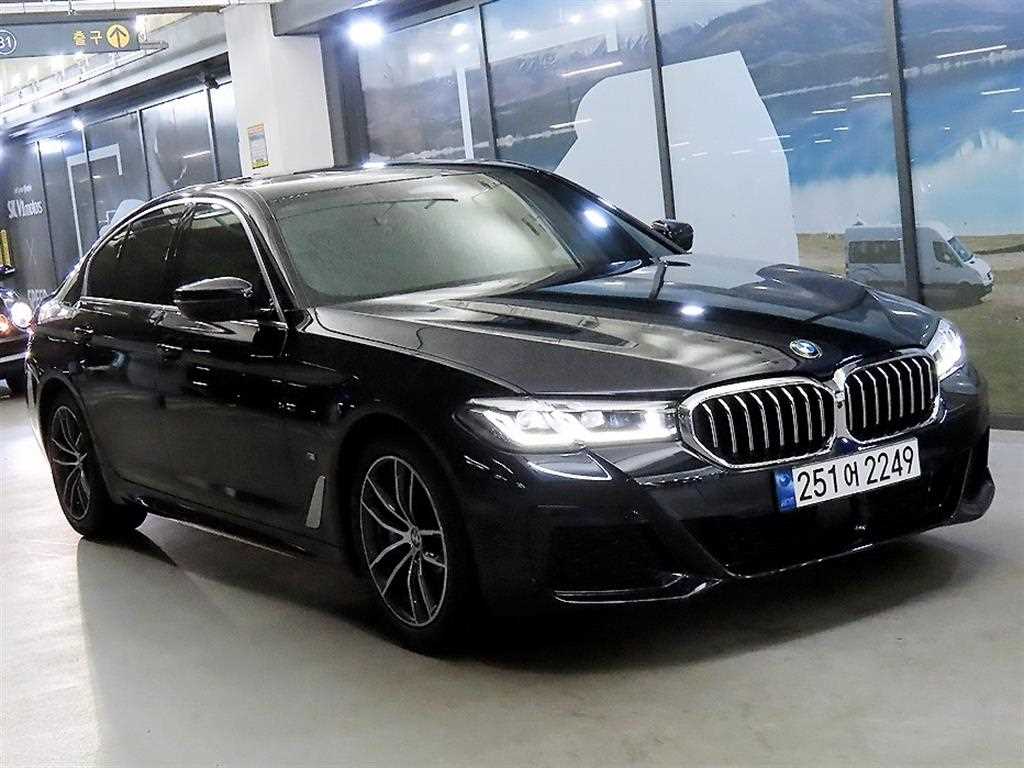 BMW 5 Series 2023 Negro - Importación desde Corea - HF Imports Iquique - Foto 1