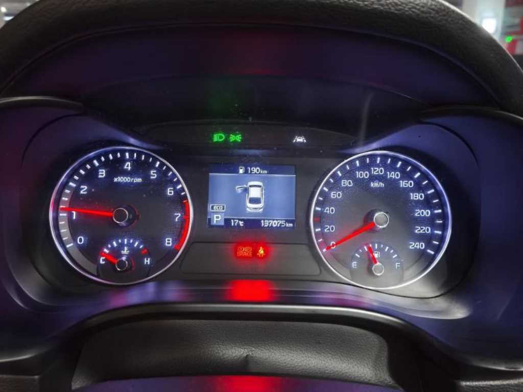 KIA K3 - Vista 5