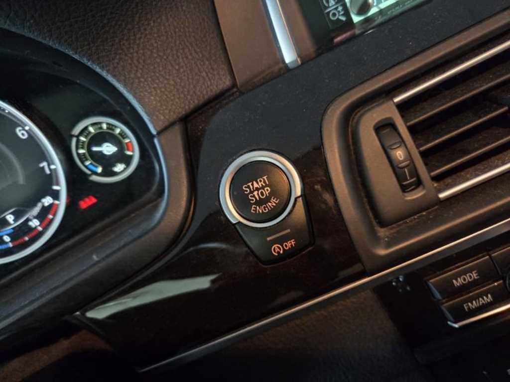 BMW 5 Series 2014 Negro - Importación desde Corea - HF Imports Iquique - Foto 13