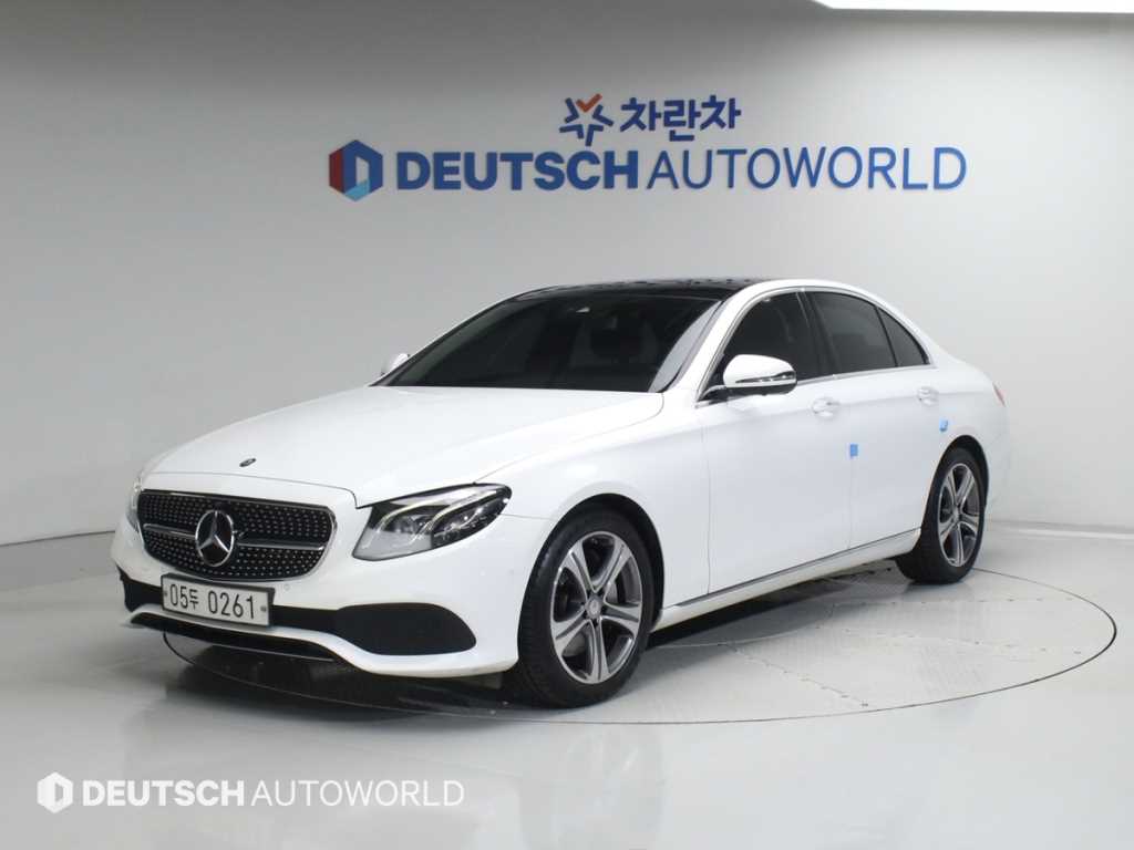 Mercedes Benz E class 2017 Blanco - Importación desde Corea - HF Imports Iquique - Foto 1