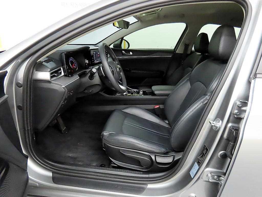 KIA K5 - Vista 5