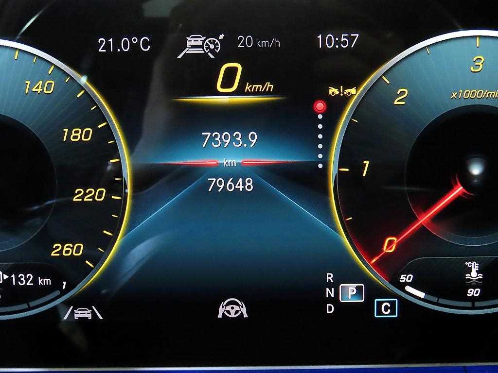 Mercedes Benz GLE Class - Vista 9