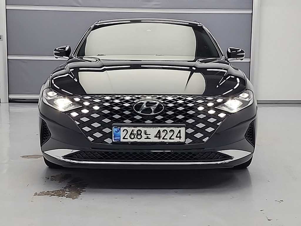 HYUNDAI Grandeur - Vista 2