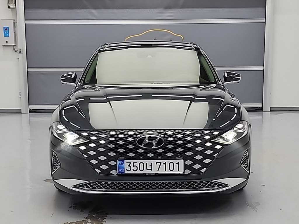 HYUNDAI Grandeur - Vista 2