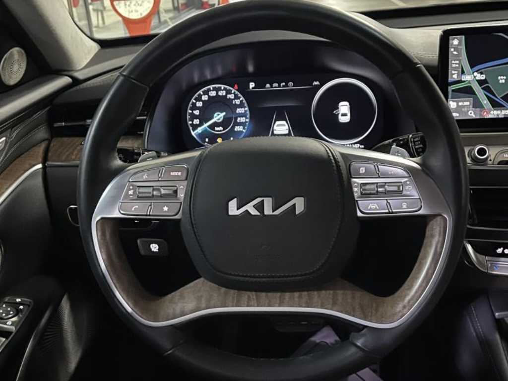 KIA K9 - Vista 11