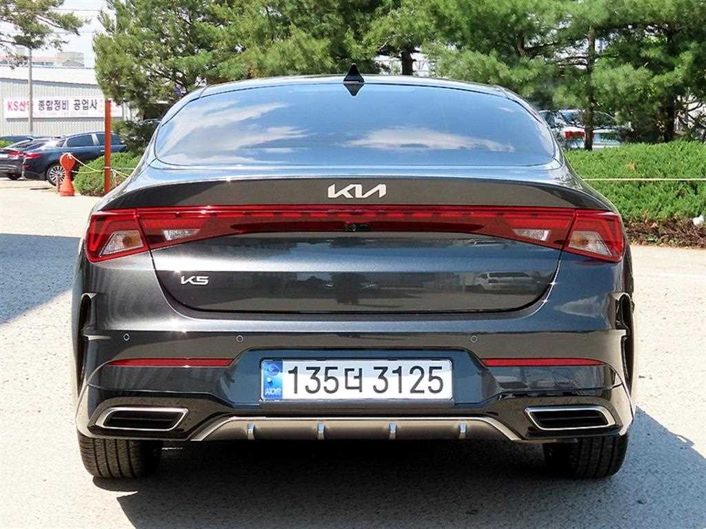 KIA K5 - Vista 4