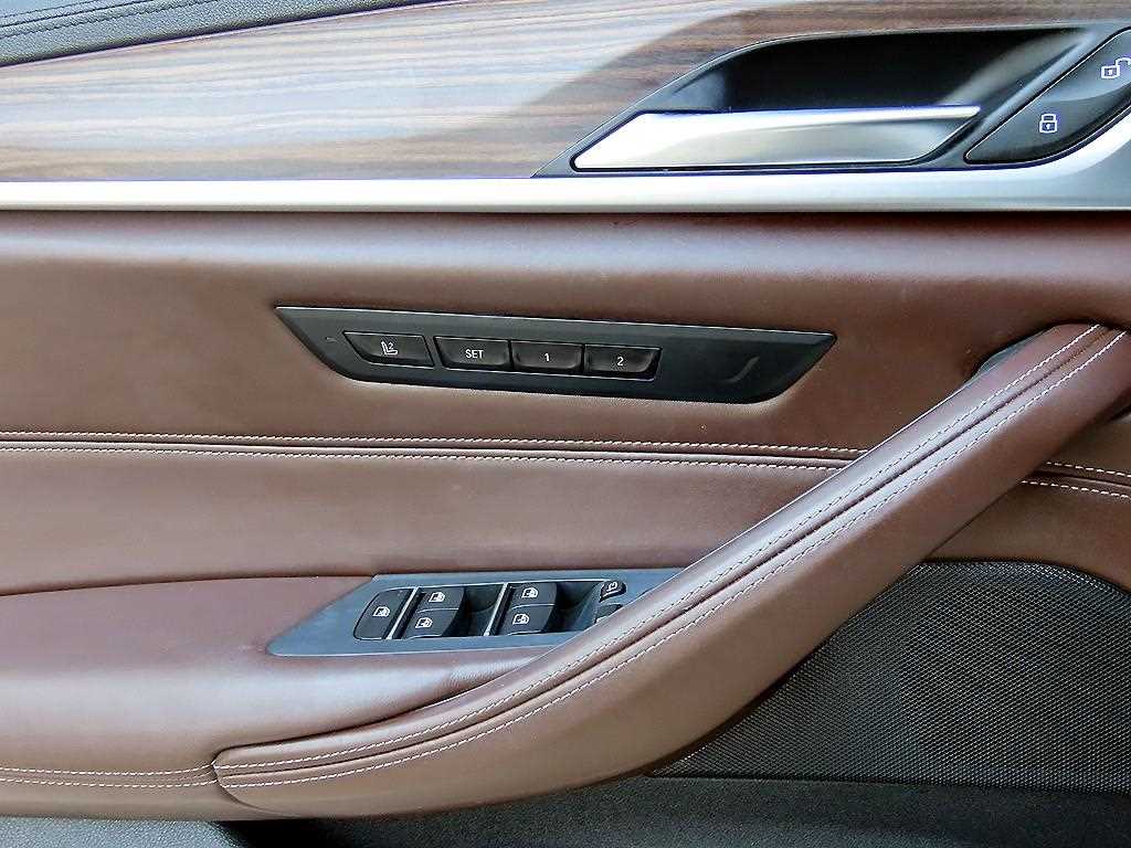 BMW 5 Series - Vista 12