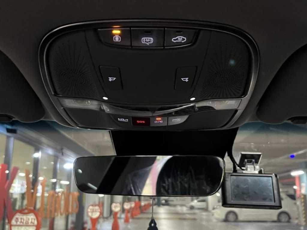 KIA K9 - Vista 8