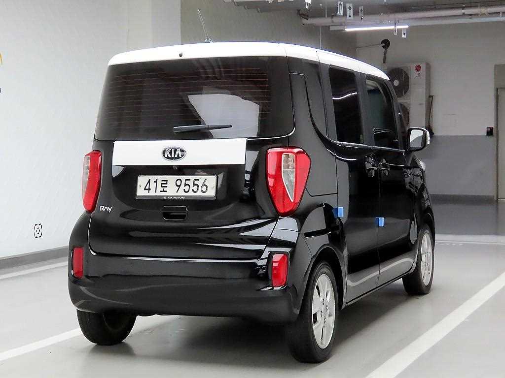 KIA Ray - Vista 4