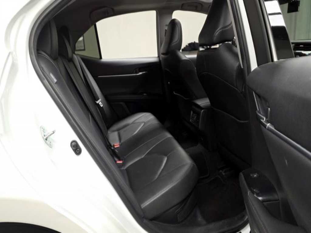 Toyota Camry - Vista 12