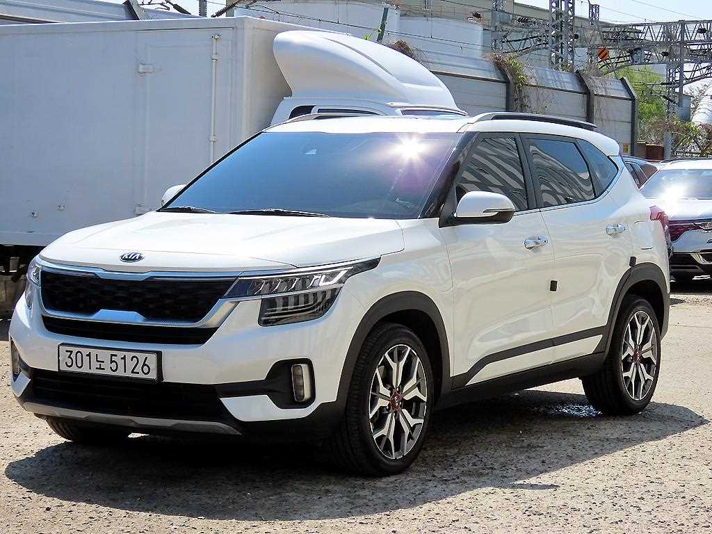 KIA Seltos - Vista 2
