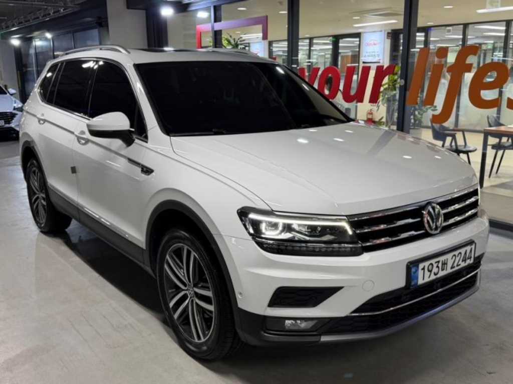 Volkswagen Tiguan - Vista 2