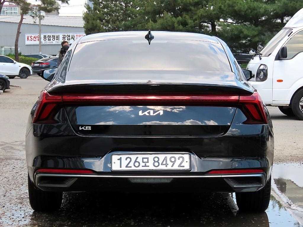 KIA K8 - Vista 4