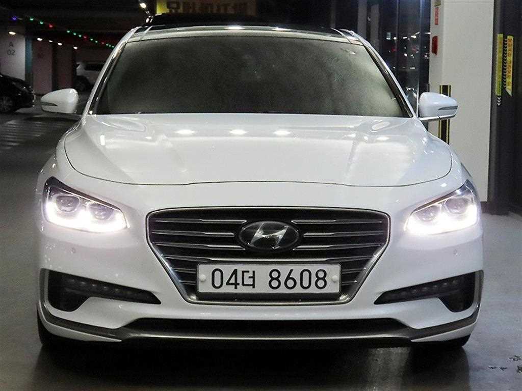 HYUNDAI Grandeur - Vista 2