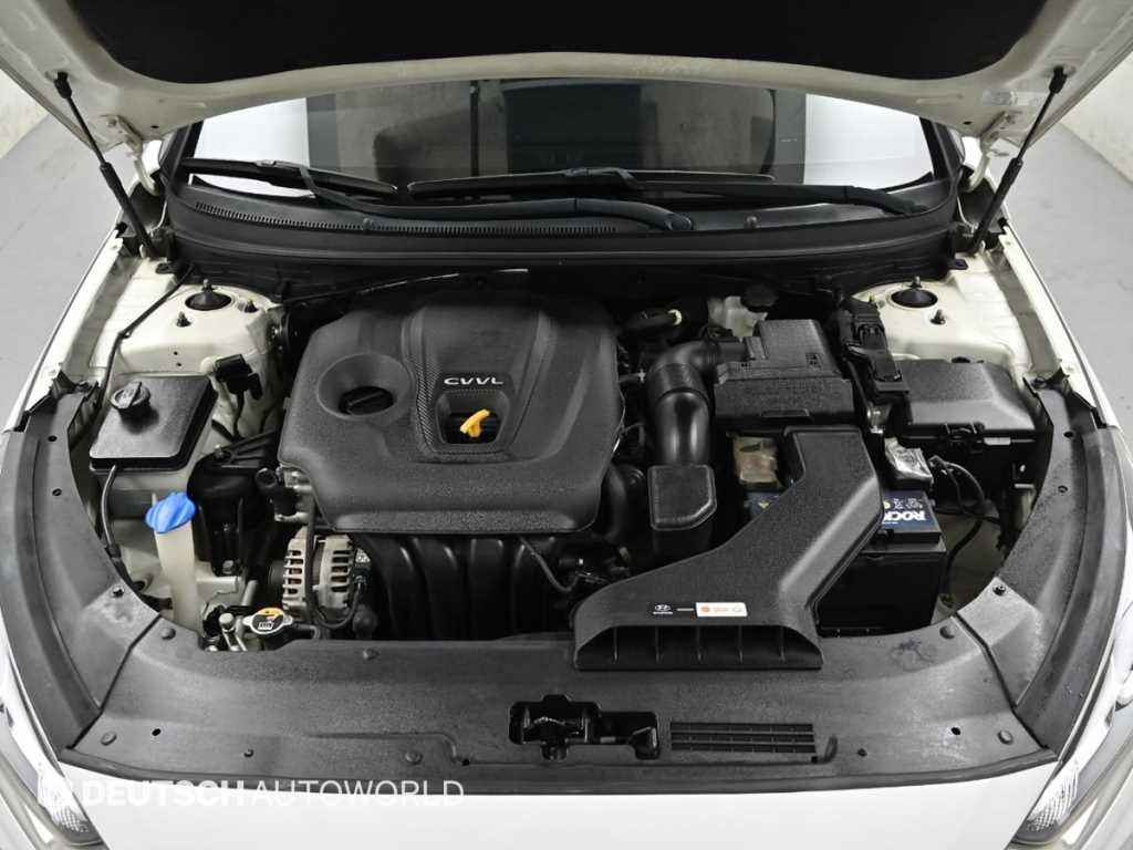 HYUNDAI Sonata - Vista 6