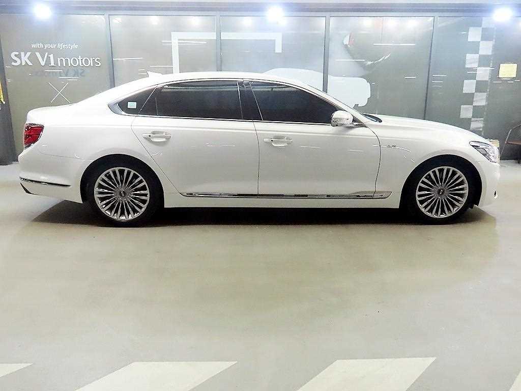 KIA K9 - Vista 3