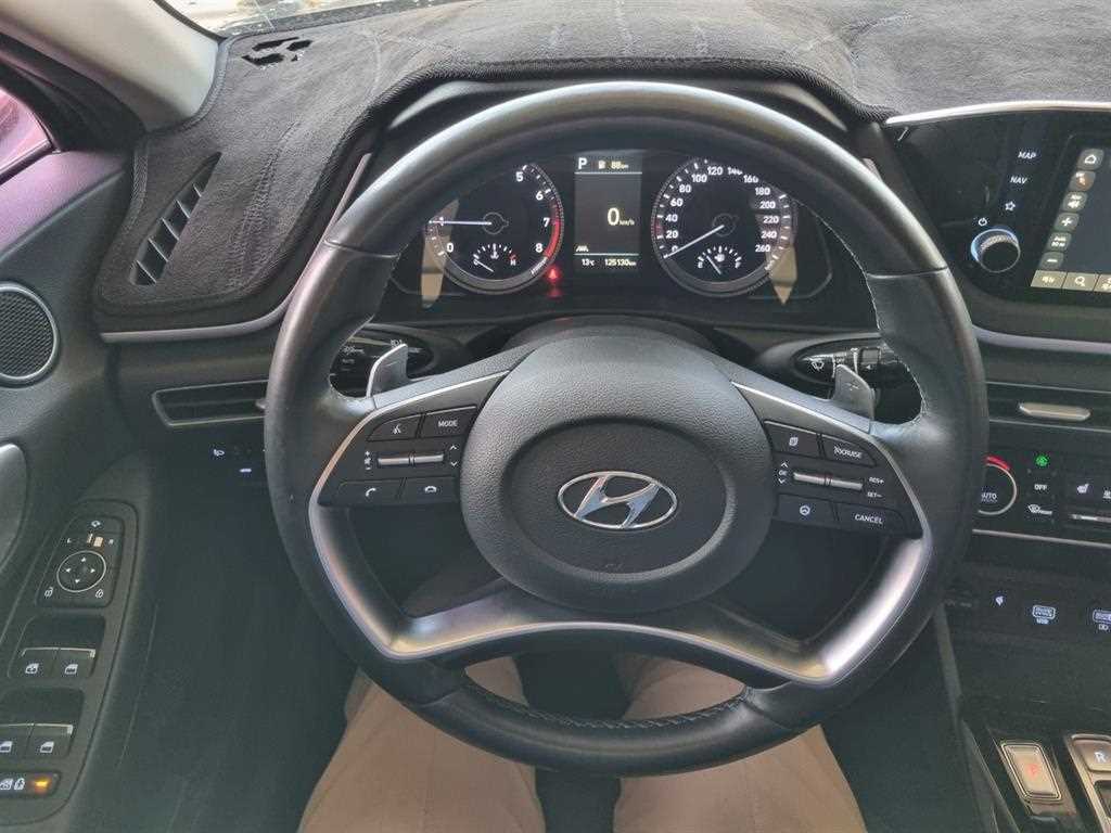HYUNDAI Sonata - Vista 9