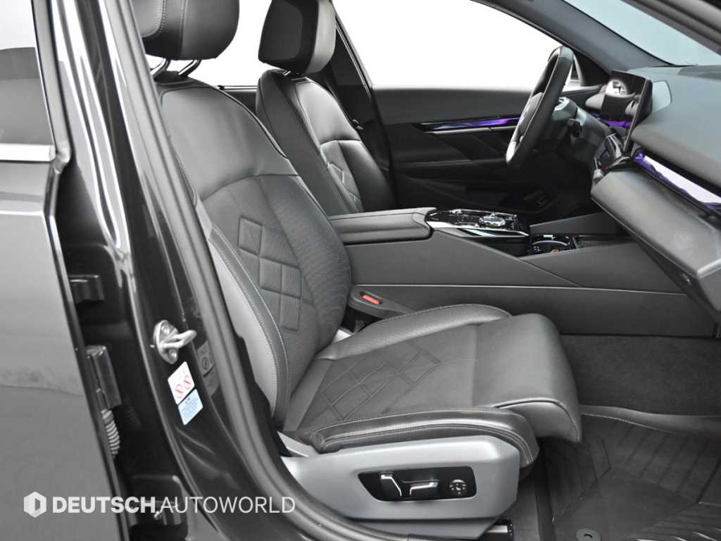 BMW i5 - Vista 10
