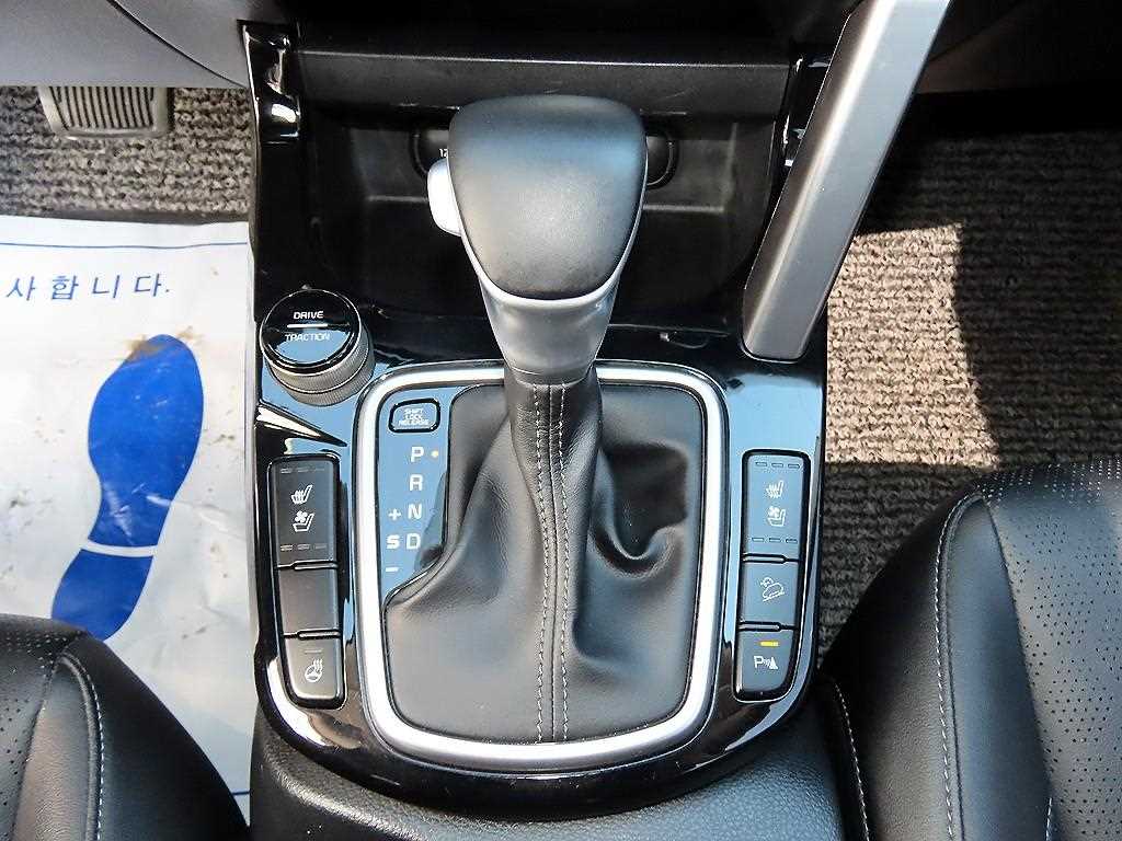 KIA Seltos - Vista 10