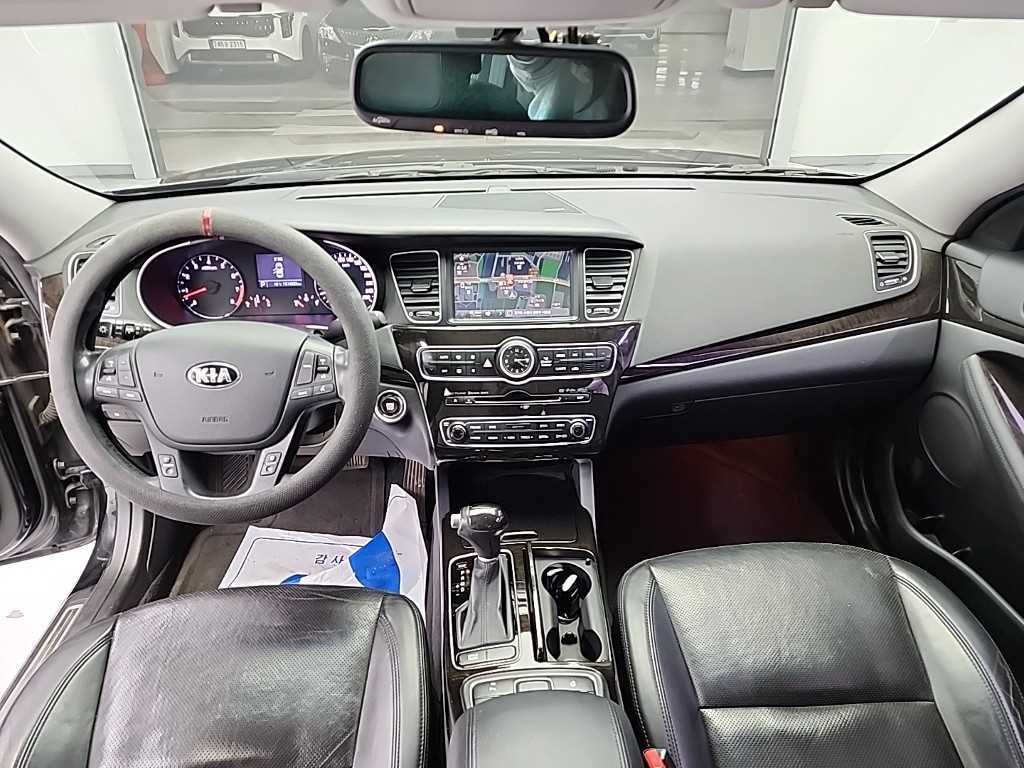 KIA K7 - Vista 7