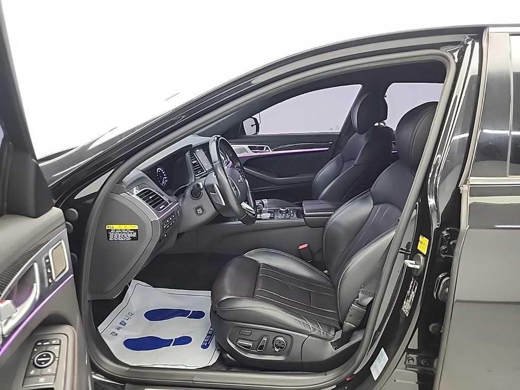 Genesis G80 - Vista 12