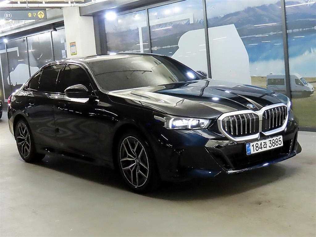 BMW 5 Series 2025 Negro - Importación desde Corea - HF Imports Iquique - Foto 1