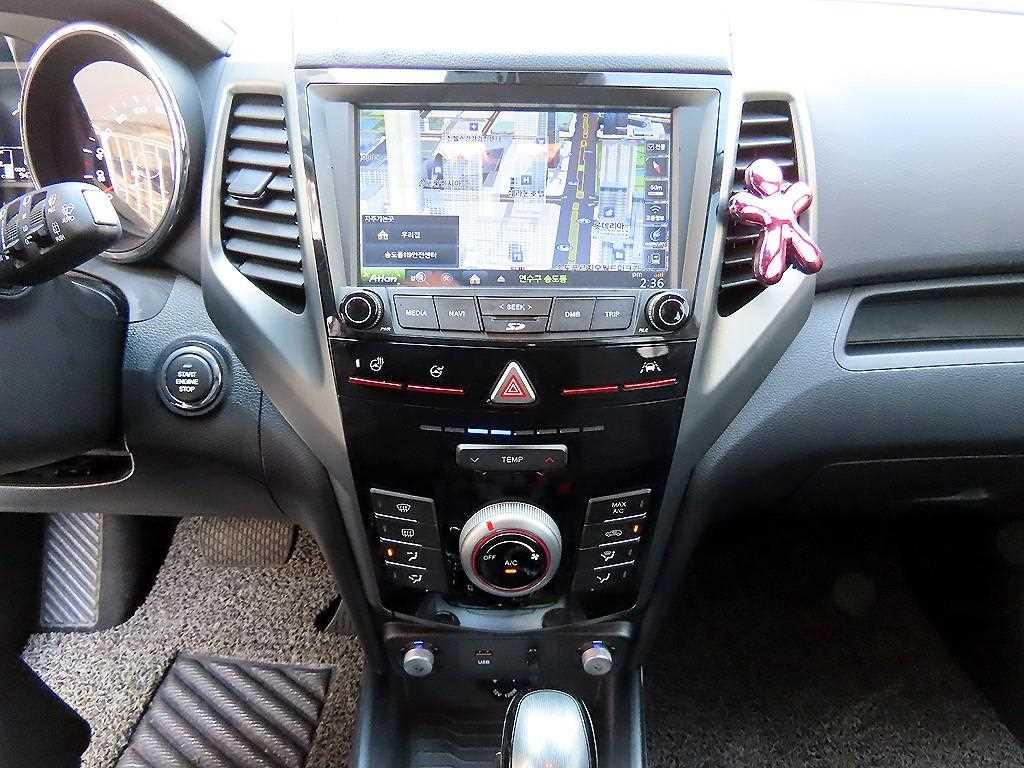 Ssangyong Tivoli 2018 Blanco - Importación desde Corea - HF Imports Iquique - Foto 13