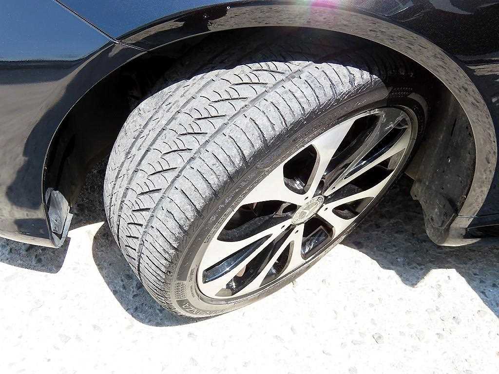 Mercedes Benz E class 2014 Negro - Importación desde Corea - HF Imports Iquique - Foto 20