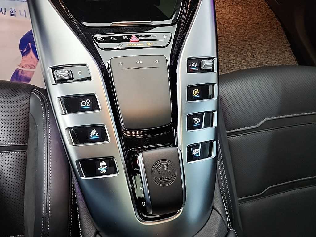 Mercedes Benz AMG GT - Vista 8