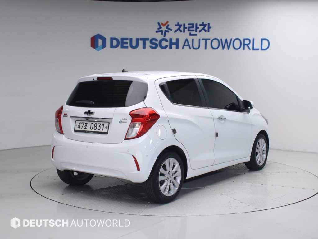 Chevrolet Spark - Vista 2