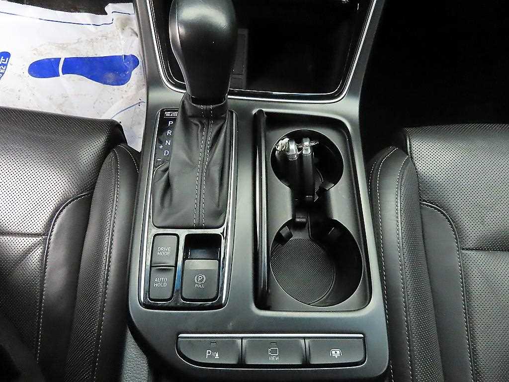 HYUNDAI Grandeur - Vista 10