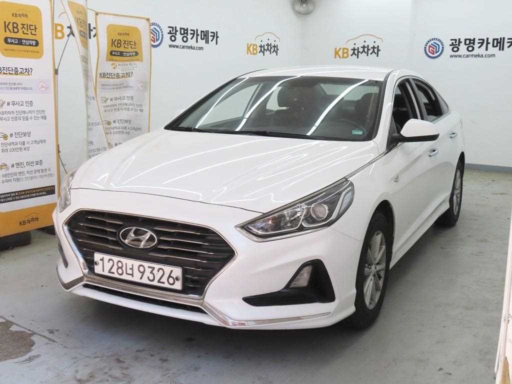 HYUNDAI Sonata - Vista 2