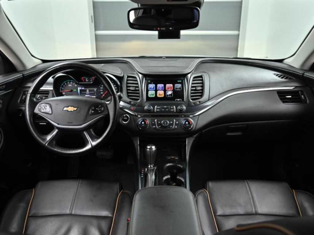 Chevrolet Impala - Vista 7