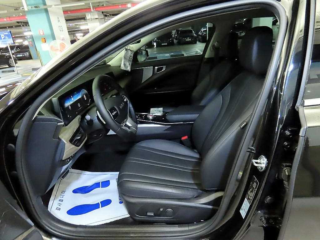KIA K8 - Vista 6