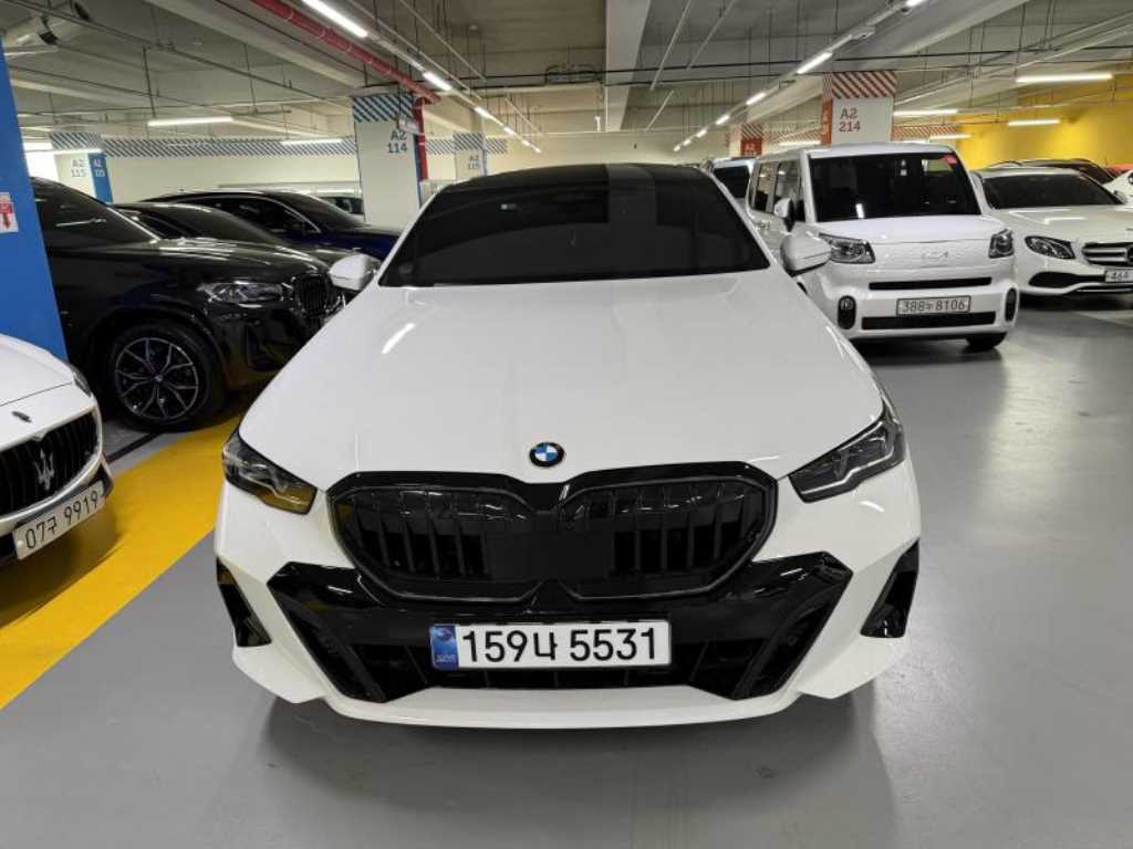 BMW 5 Series 2025 Blanco - Importación desde Corea - HF Imports Iquique - Foto 1