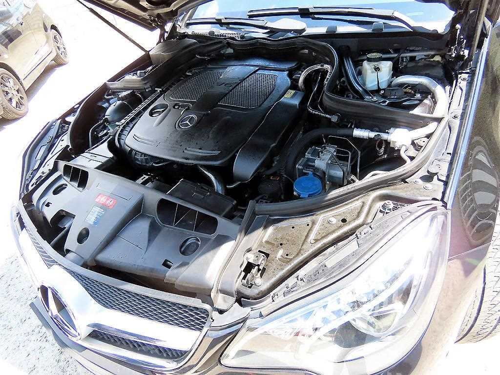 Mercedes Benz E class 2014 Negro - Importación desde Corea - HF Imports Iquique - Foto 19