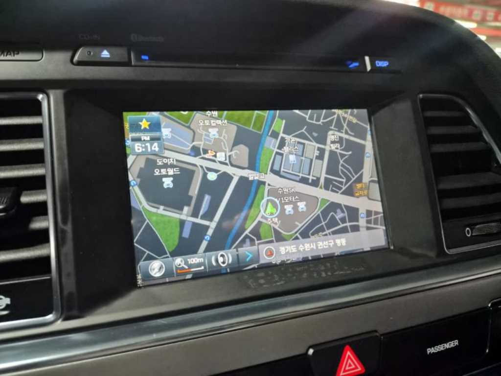 HYUNDAI Sonata - Vista 8