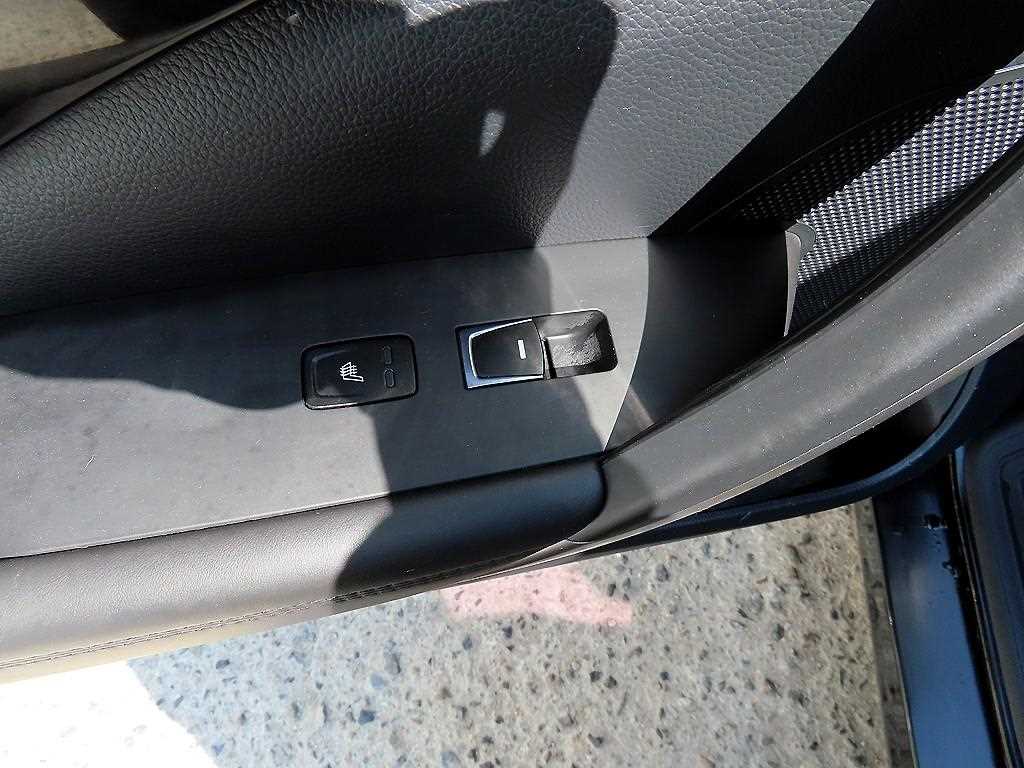 HYUNDAI Grandeur 2016 Negro - Importación desde Corea - HF Imports Iquique - Foto 17