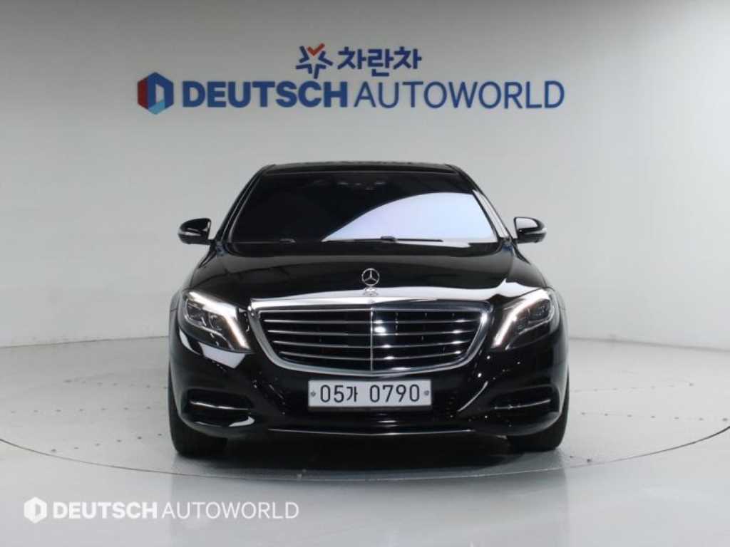 Mercedes Benz S Class - Vista 3