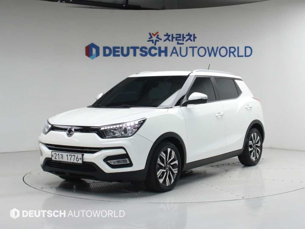 Ssangyong Tivoli 2019 Blanco - Importación desde Corea - HF Imports Iquique - Foto 1