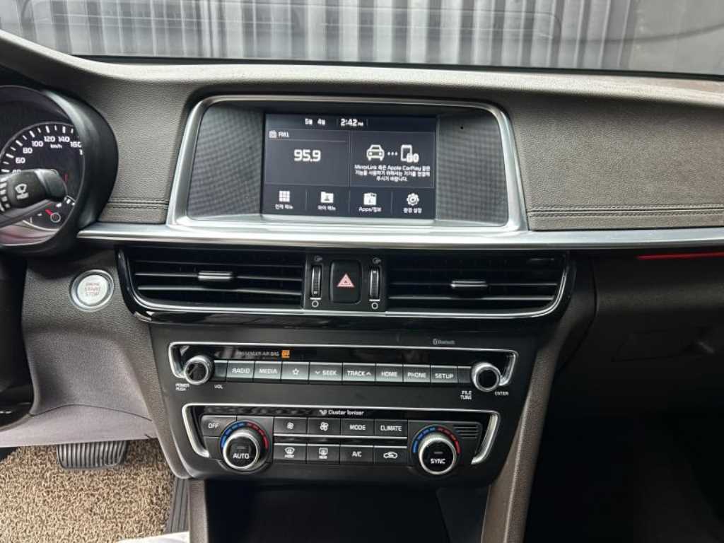KIA K5 - Vista 11