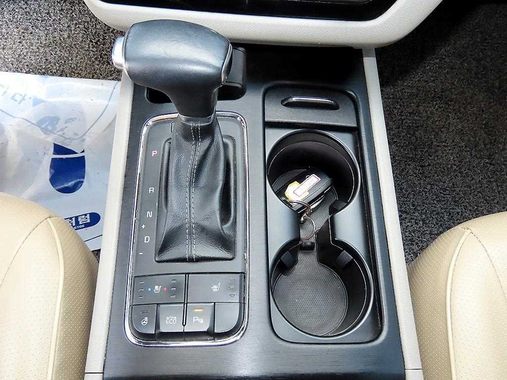 KIA Carnival - Vista 10