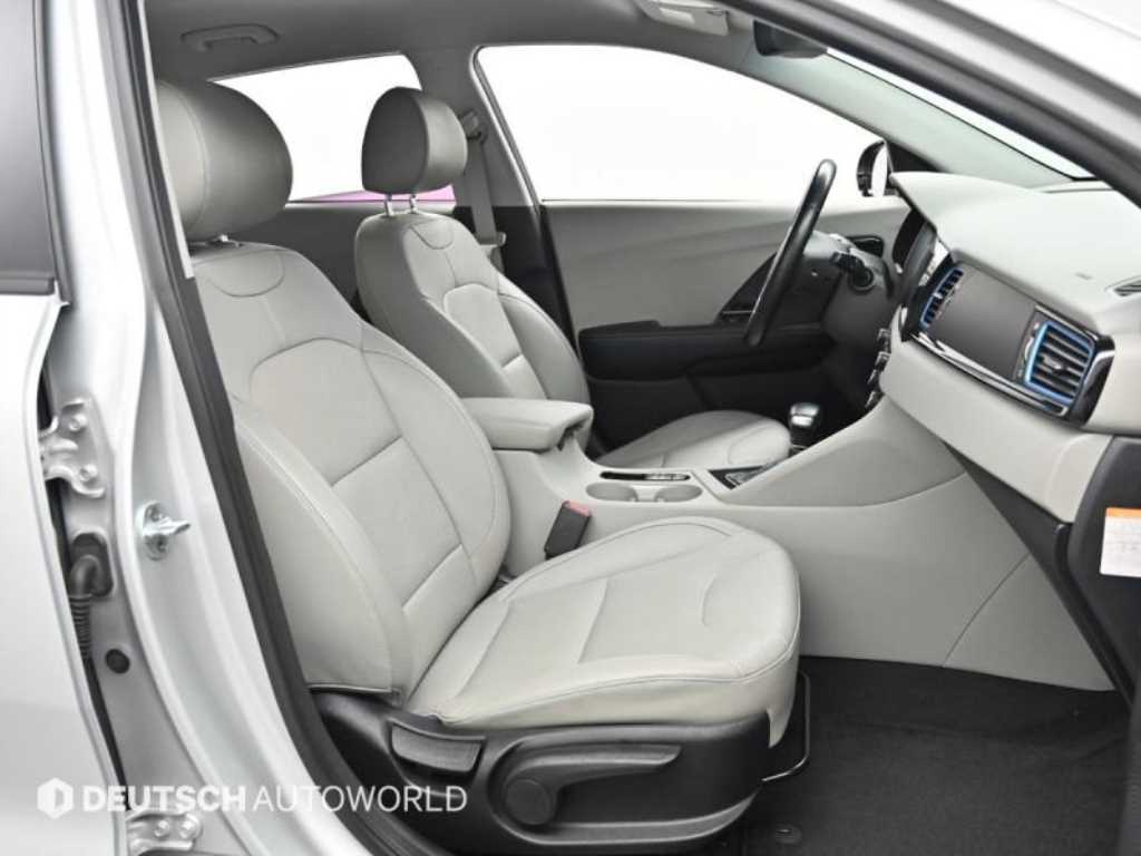 KIA Niro - Vista 10