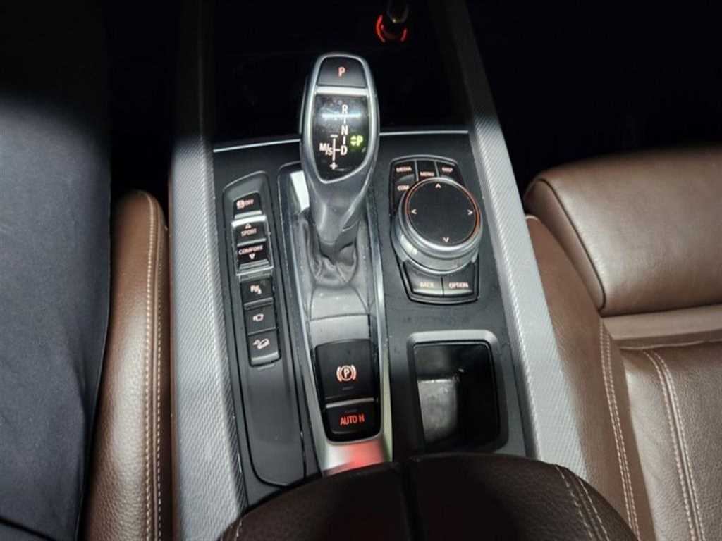 BMW X5 - Vista 9