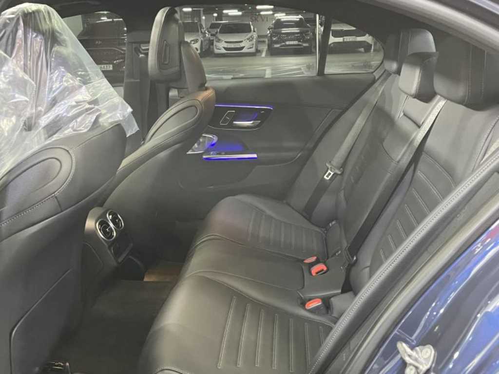 Mercedes Benz C Class - Vista 7